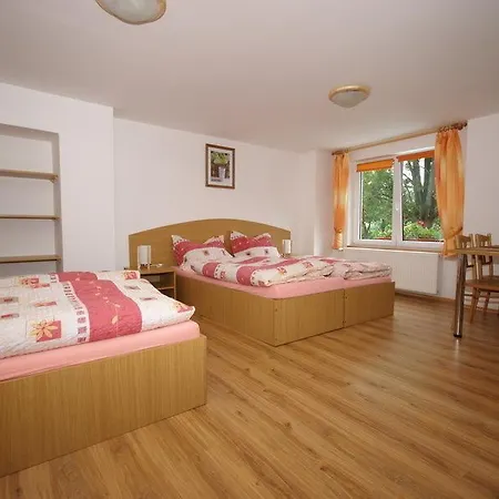 Chalupa U Zezulku Králíky Zimmer foto